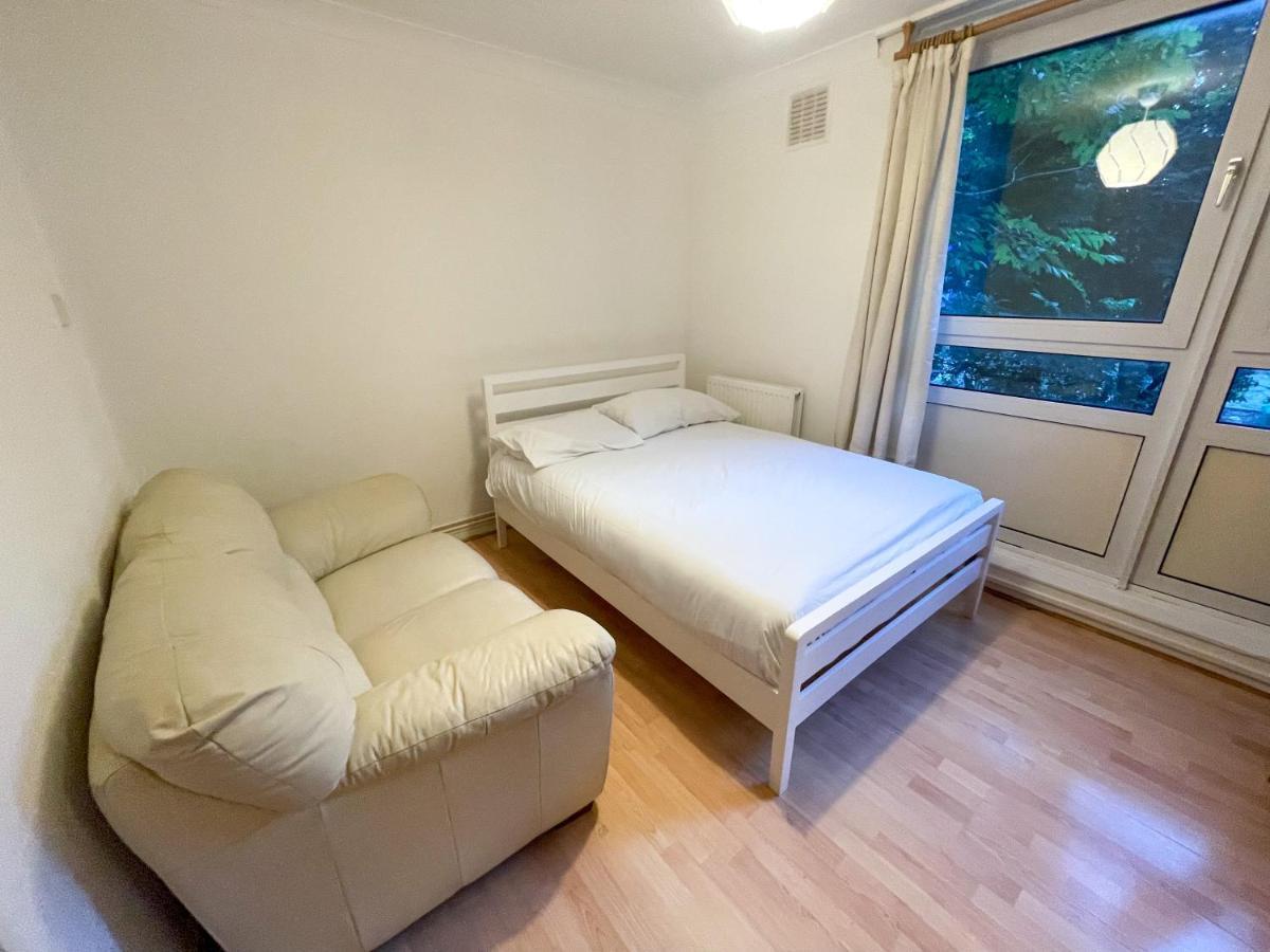 91 Stanhope Street Hotel London Bagian luar foto
