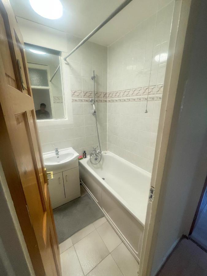 91 Stanhope Street Hotel London Bagian luar foto